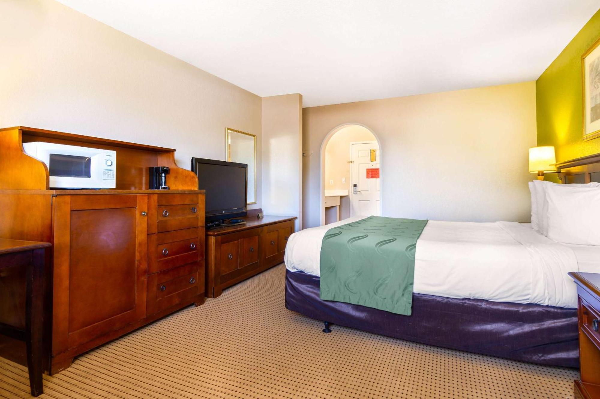 Rodeway Inn Auburn Zewnętrze zdjęcie