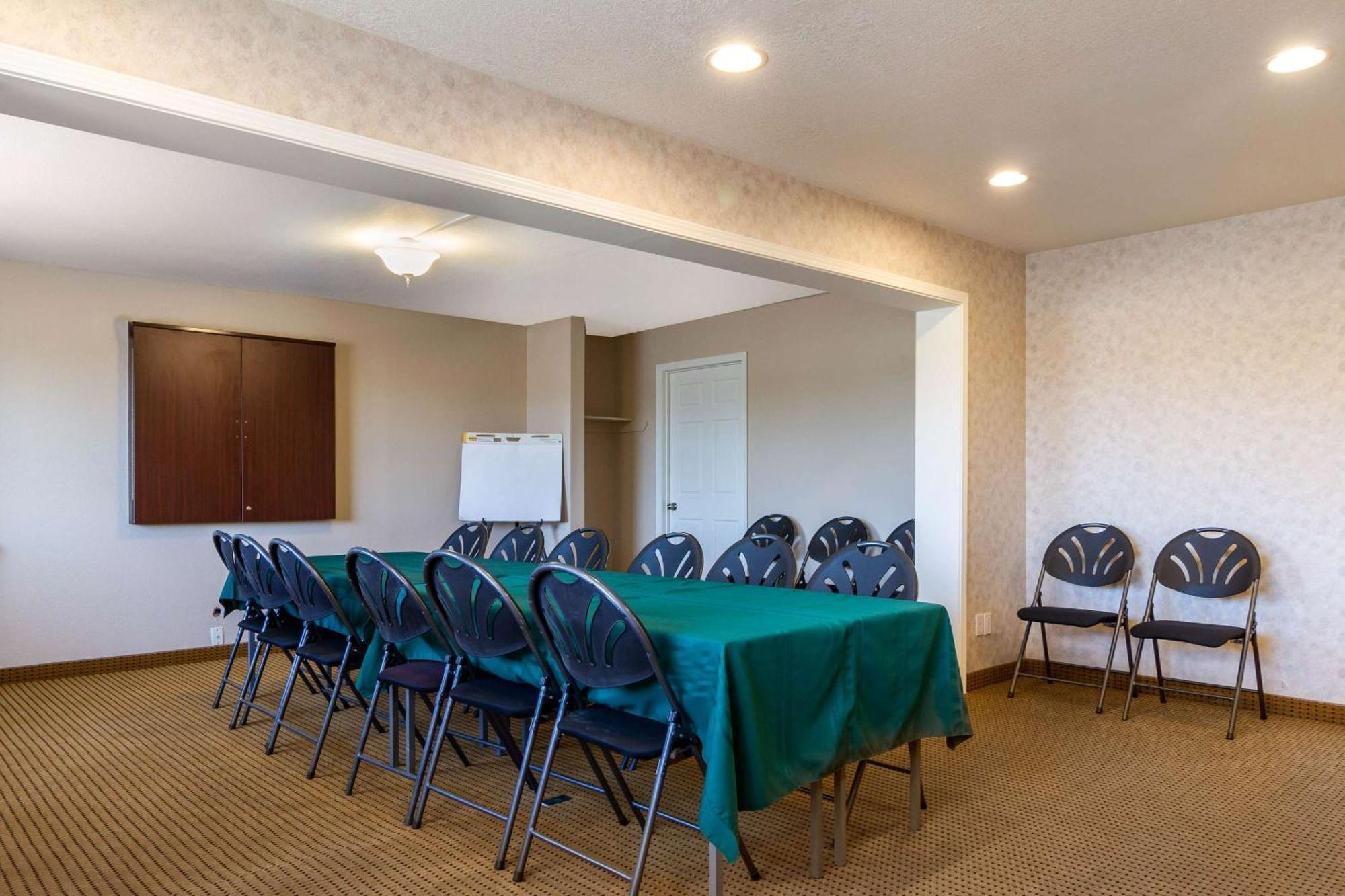 Rodeway Inn Auburn Zewnętrze zdjęcie