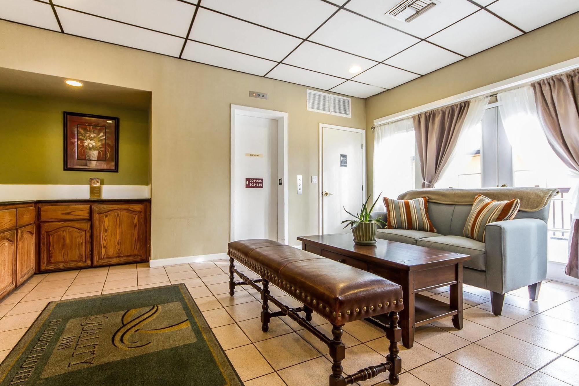 Rodeway Inn Auburn Zewnętrze zdjęcie