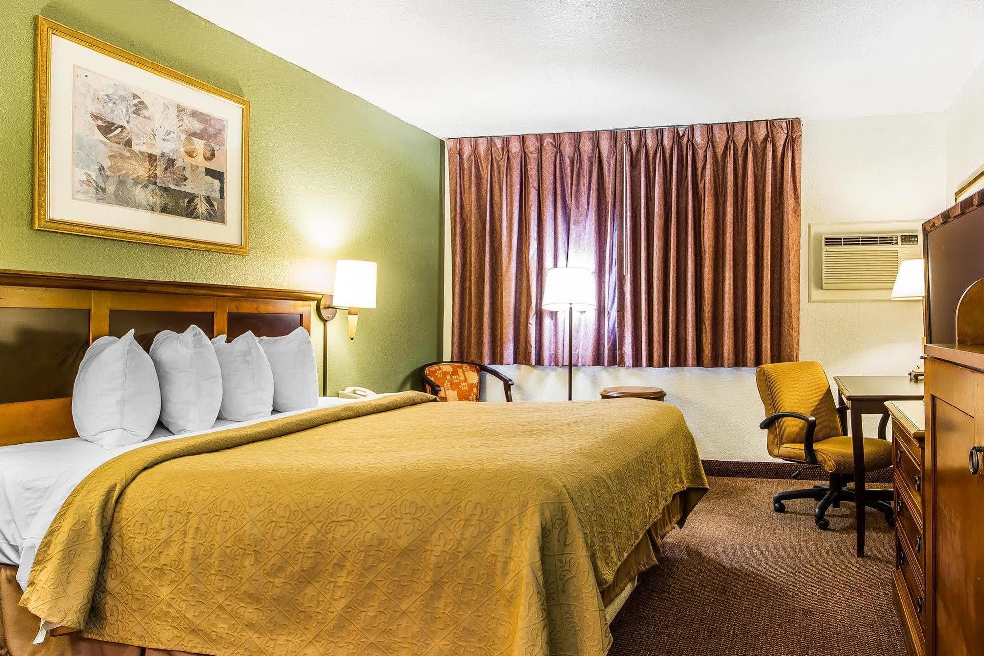 Rodeway Inn Auburn Zewnętrze zdjęcie